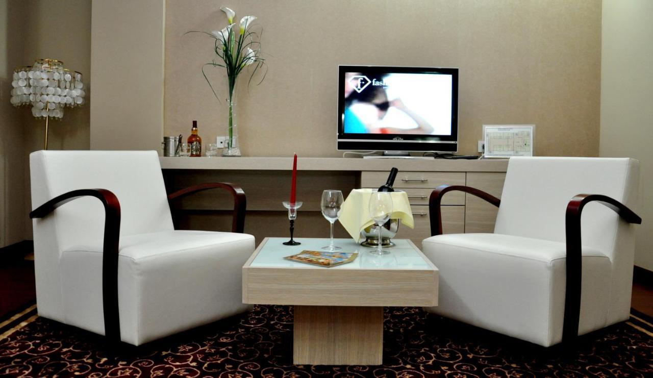 סקופיה Hotel New Star מראה חיצוני תמונה