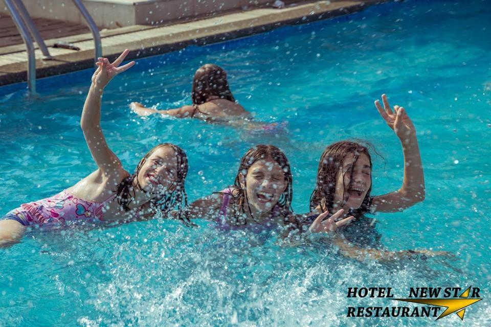 סקופיה Hotel New Star מראה חיצוני תמונה